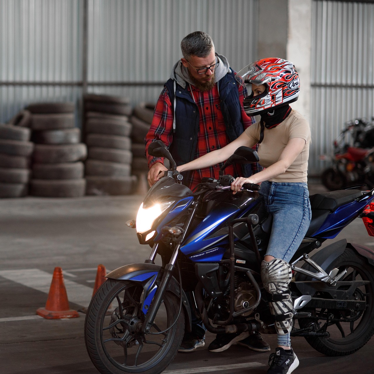 罐装东方之珠奶茶：飞腾卡代理平台