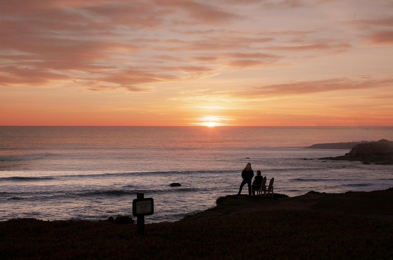 Vx批发小号：流量卡和移动支付的合作